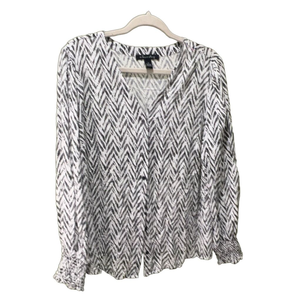 A Love Story Women's Plus 1X Blouse V-Neck Long Sleeve Chevron Rayon Button